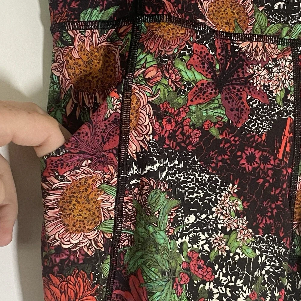 Lululemon Wunder Under Crop Leggings Womens 10 Multicolor Floral Zen Garden Boho
